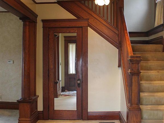 2nd image of 387 N Prospect St