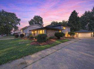 15207 Waterman Dr, South Holland, IL 60473