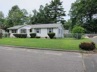 126 Pine Acre Rd, Springfield, MA 01129
