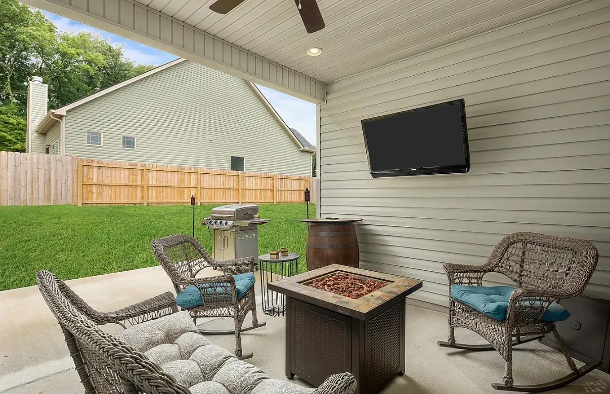 3 bed, 2118 sqft, $2,550 — Photo 4