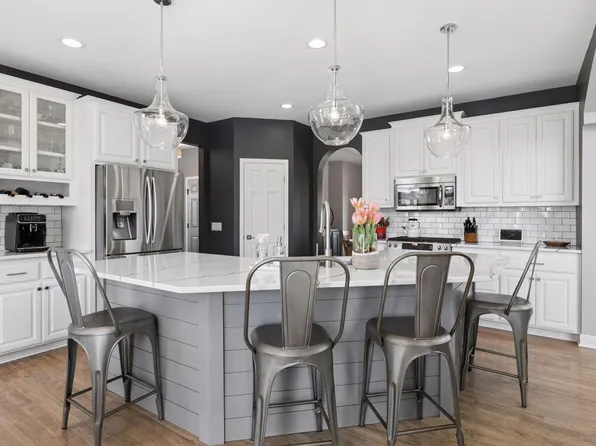 20643 Hazelwood Trl, Lakeville, MN 55044