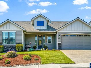469 NW Crater Lake Dr, Dallas, OR 97338