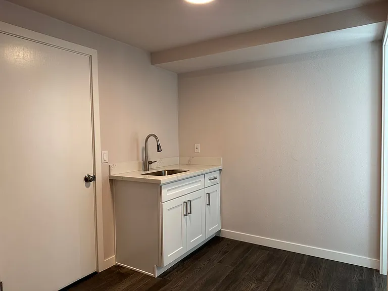 7620 NE 24th St — Photo 21