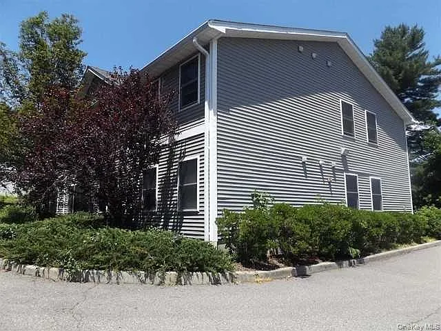 1 bed, 1.0 bath, 750 sqft, $2,100 — Photo 4