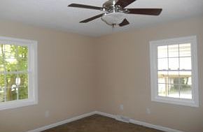 4th image of 1307 E Holston Ave