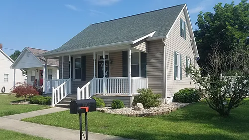 306 W Ash St Photo 1