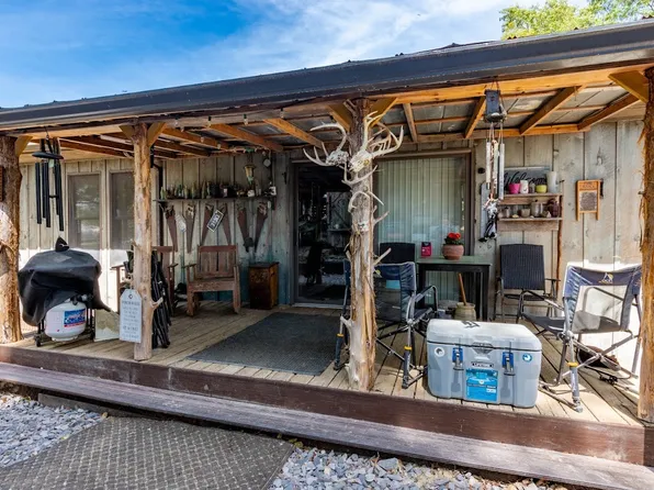 11 Cedar Hills Rd, Grandview, TN 37337