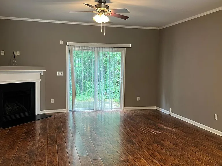 321 Woodson Dr — Photo 5