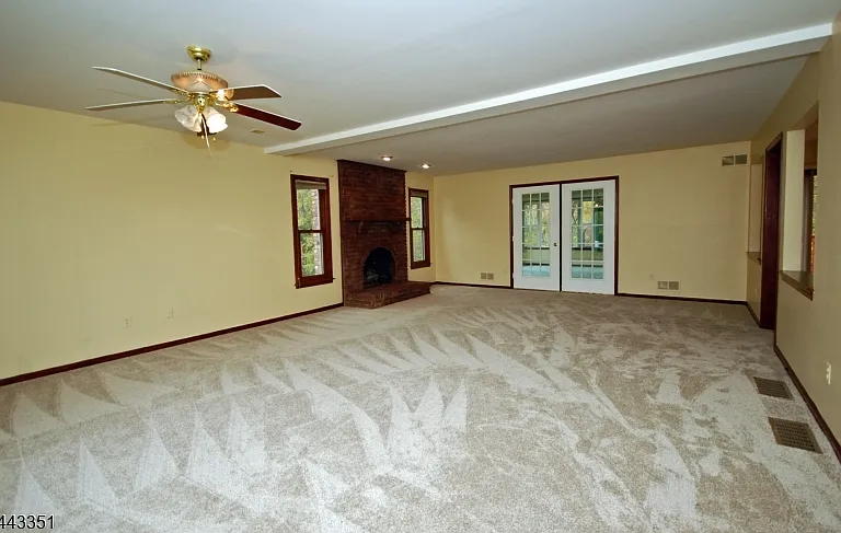 6 Heather Ln — Photo 4