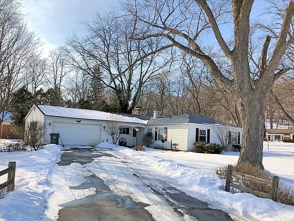 2nd image of 239 Brookbridge Rd