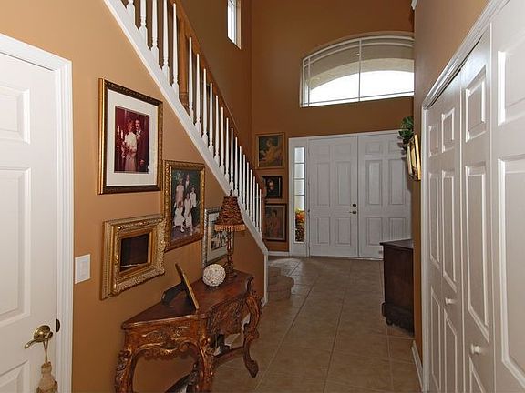 3rd image of 10505 Martinique Isle Dr