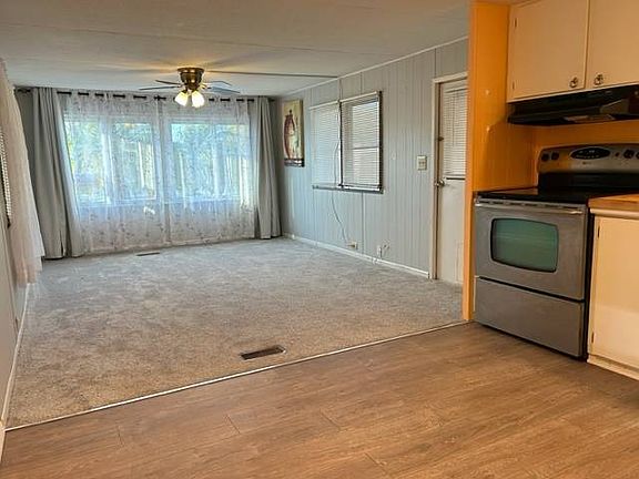 5th image of 1002 Fountainview N