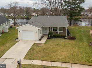 38 Chatham Pl, Southampton, NJ 08088