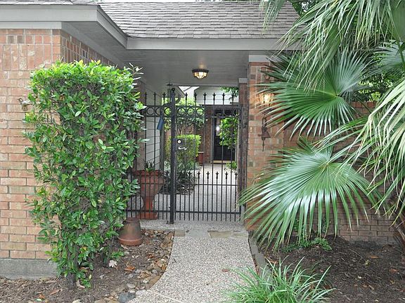 3rd image of 4214 Villa Hill Dr