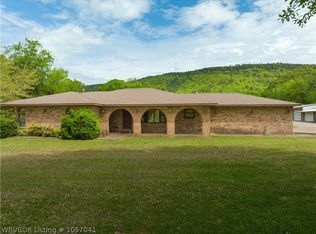 2922 W Walnut St, Paris, AR 72855