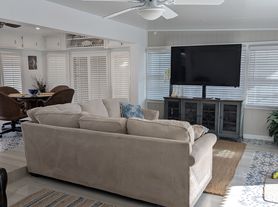 16900 S Tamiami Trl