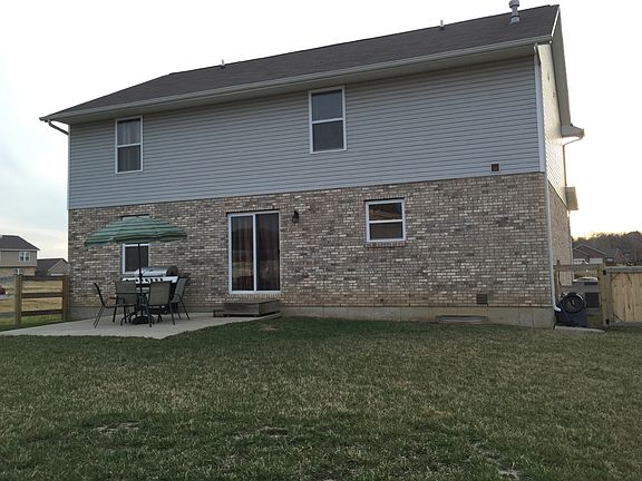 2nd image of 1524 Winslow Dr