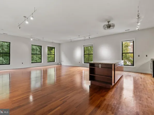 2007 Clipper Park Rd Unit 323, Baltimore, MD 21211