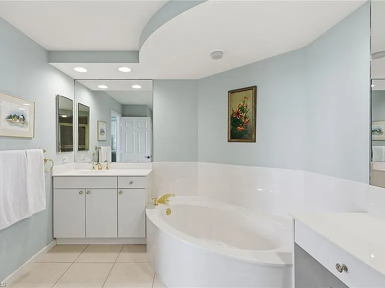 420 Cove Tower Dr #1404 — Photo 20