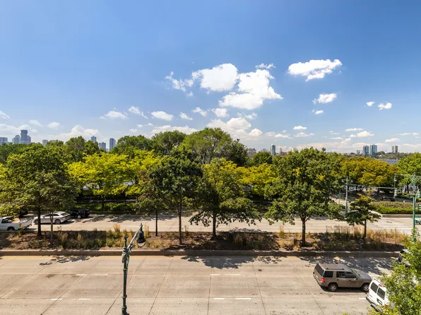 167 Perry Street image 16 of 19