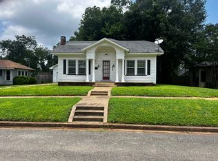 624 Nacogdoches St, Jacksonville, TX 75766