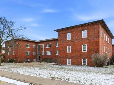 400 Grandview Ct #408, Iowa City, IA, 52246