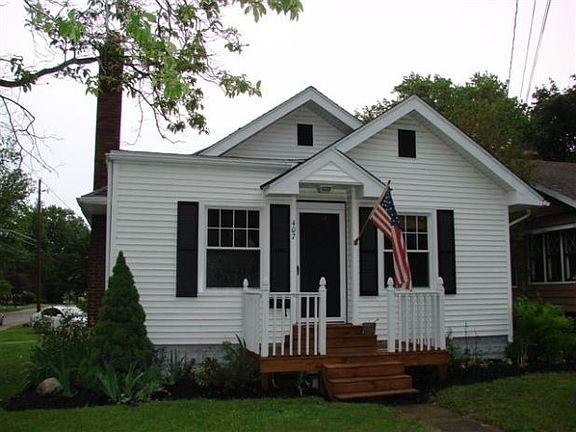 2nd image of 407 Eastwood St