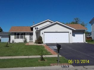 310 Joyce Ave, Rockford, IL 61107