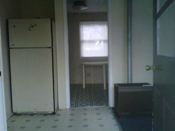 1217 apt 4 living room