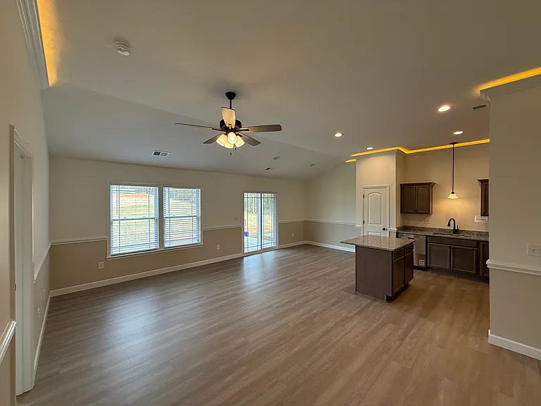 896 Bradley Dill Rd #B — Photo 32