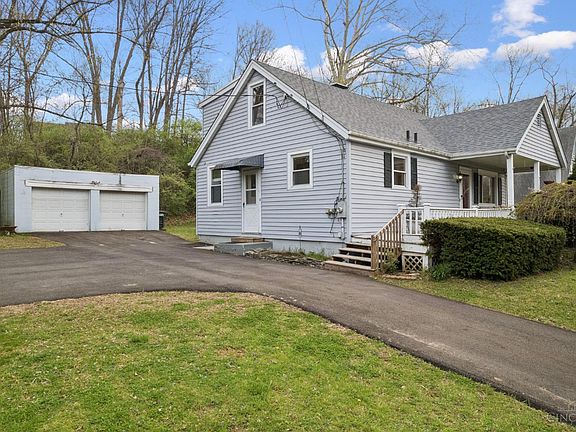 3rd image of 7734 Forest Rd