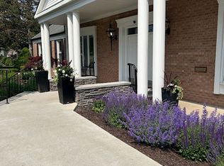 3253 Bolgos Cir, Ann Arbor, MI 48105