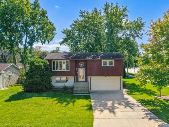 2308 Jubilee Dr, Green Bay, WI 54311