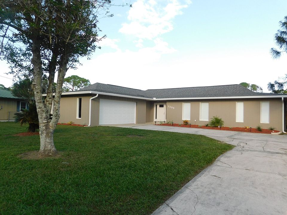 1st image of 1309 N Fowler Dr