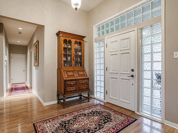 3rd image of 116 Elizabeth Ann Ct