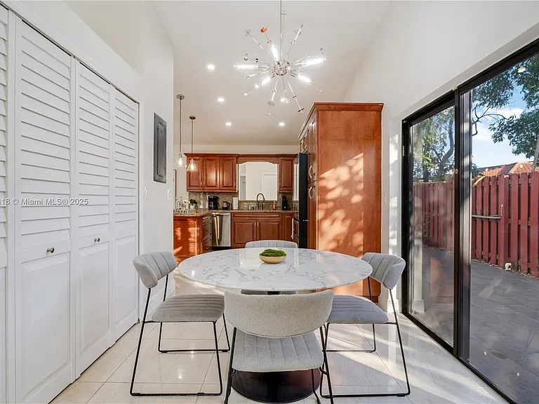14517 SW 98th Ter — Photo 12