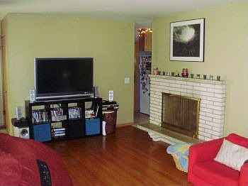 2nd image of 2441 Marcy Ln