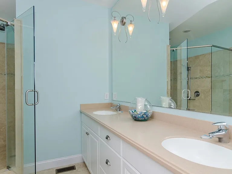 105 Dow Ave #A — Photo 21