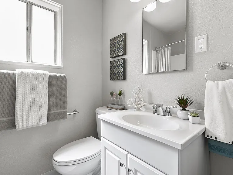 Casitas Apartments — Photo 19