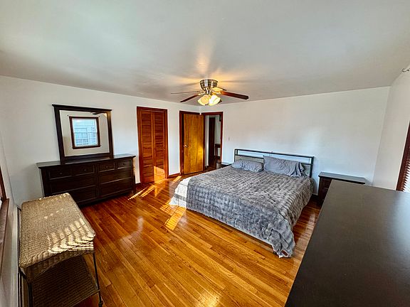 2nd image of 156 Nichols Ave #1