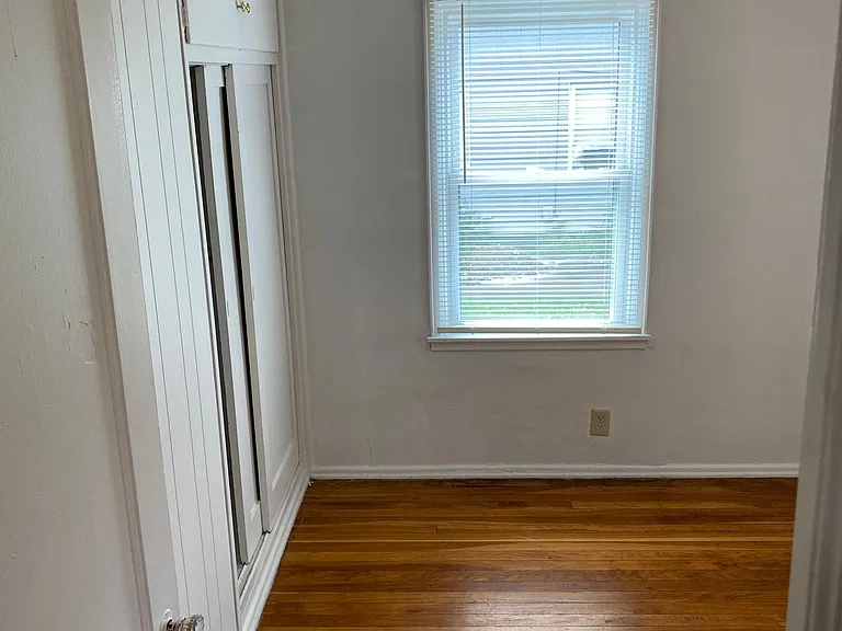 4707 N Edgebrook Dr — Photo 7