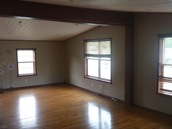 3rd image of 2643 Fieldstone Ave
