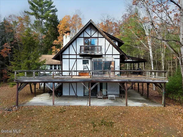 1 Fox Hollow Drive, Bolton, NY 12814