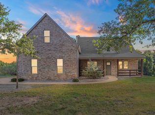 516 Lydia Ln, Granbury, TX 76049