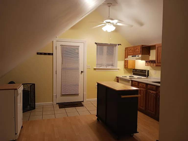 194 Main St #192B — Photo 18