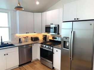 816 Hampshire St APT D, San Francisco, CA 94110