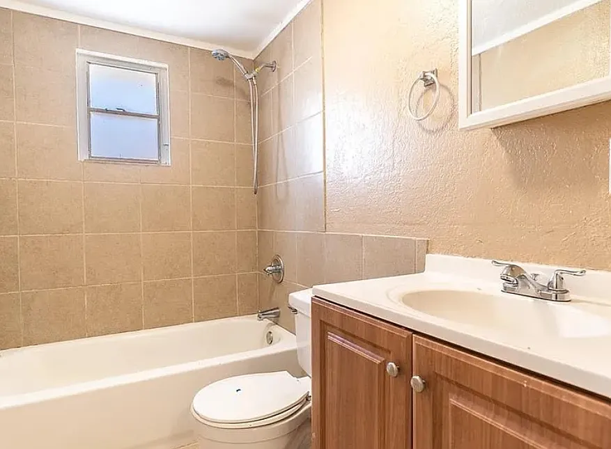 2 bed, 900 sqft, $1,200 — Photo 4