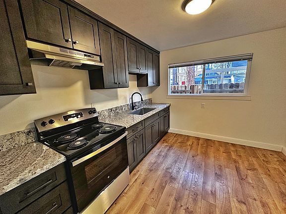 4th image of 3620 Birch Ave #D