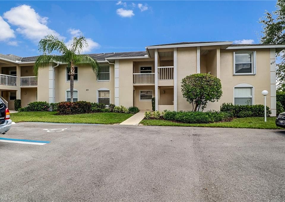 1st image of 621 Squire Cir APT 203