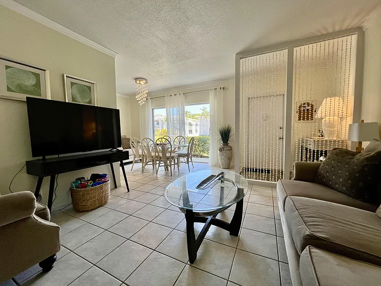 4201 S Ocean Blvd — Photo 9